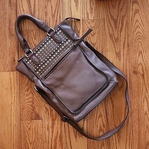 Brown leather crossbody bag